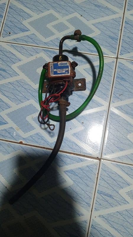 electronic fuel pump 0