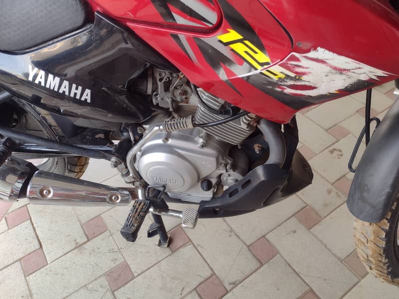 Yamaha YBR 125G 2018 4