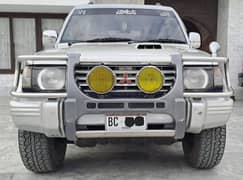 Mitsubishi Pajero 1993