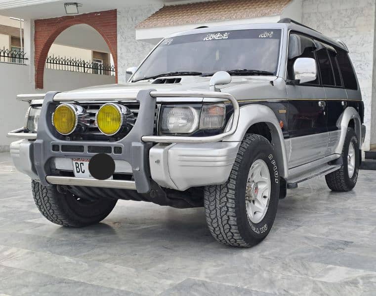 Mitsubishi Pajero 1993 3