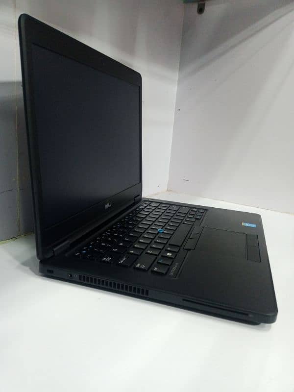 Dell Latitude 5450 5