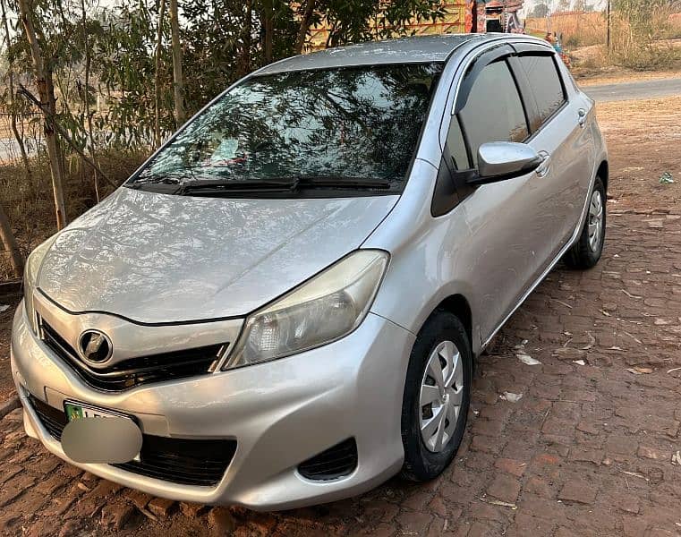 Toyota Vitz 2013 3