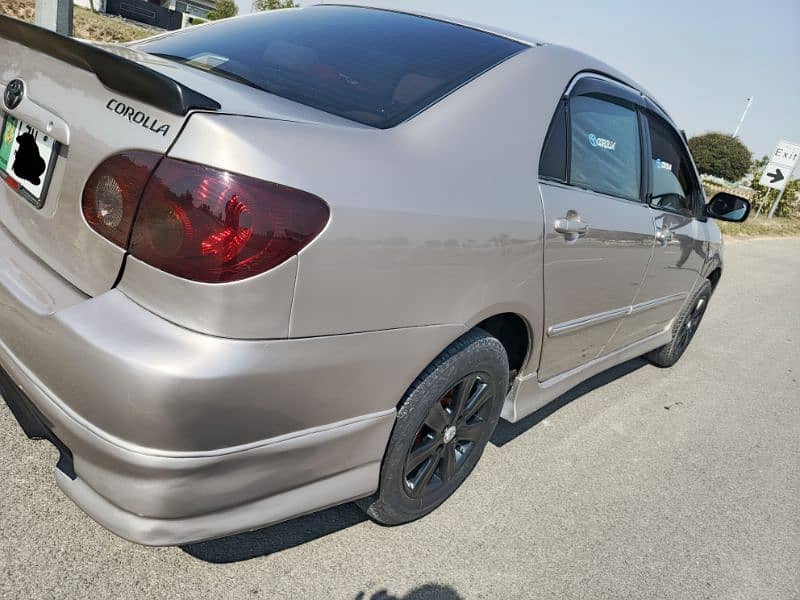 Toyota Corolla 2005 3