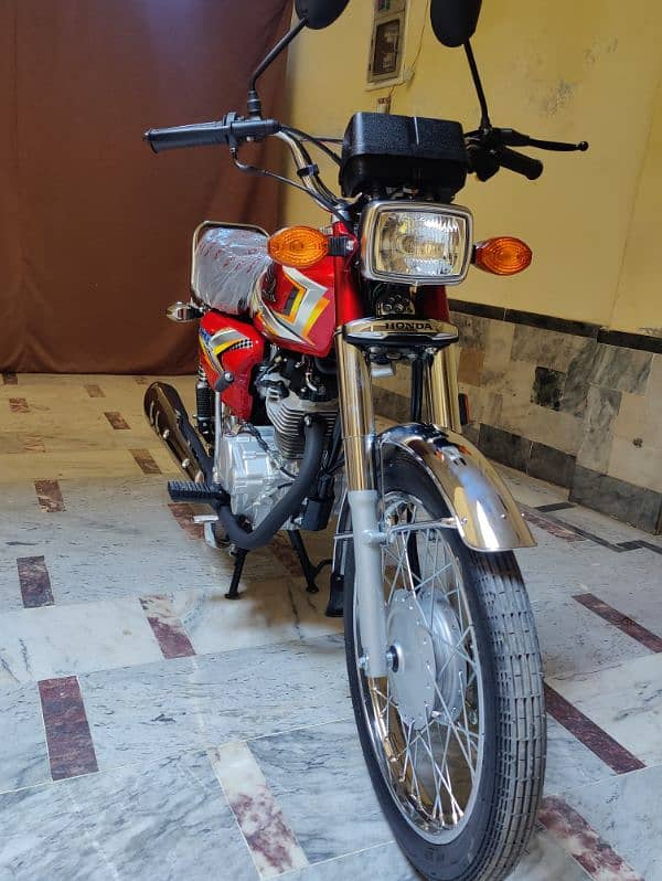 Honda 125 2025 4