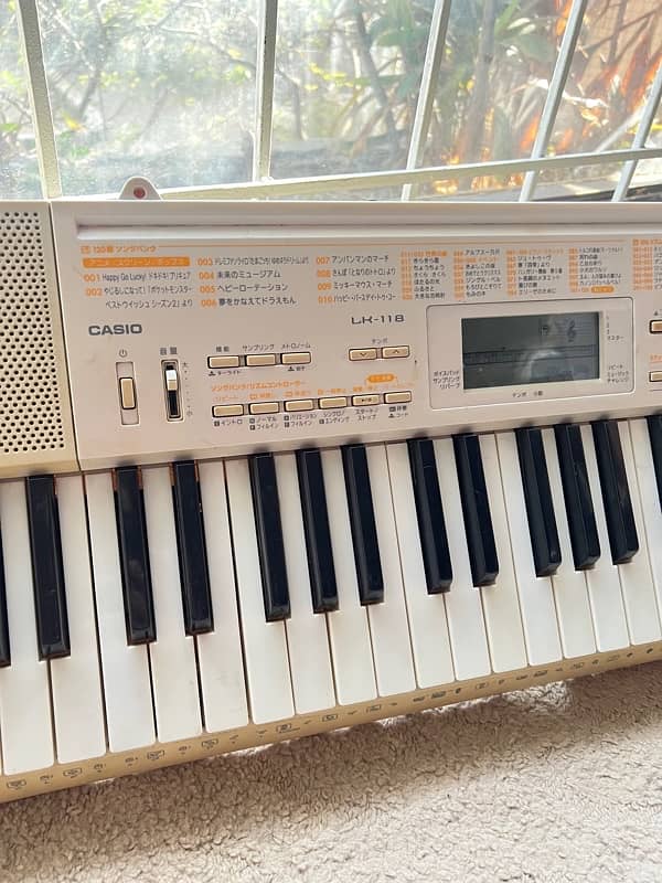 Casio Keyboard LK-118 2