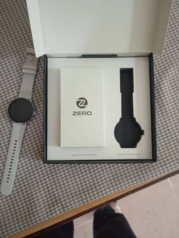 Zero Lifestyle Luna smart watch 1