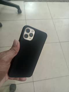 IPhone 11 pro max. (0324-9202099)