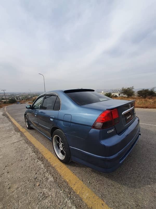 Honda Civic VTi 2004 1