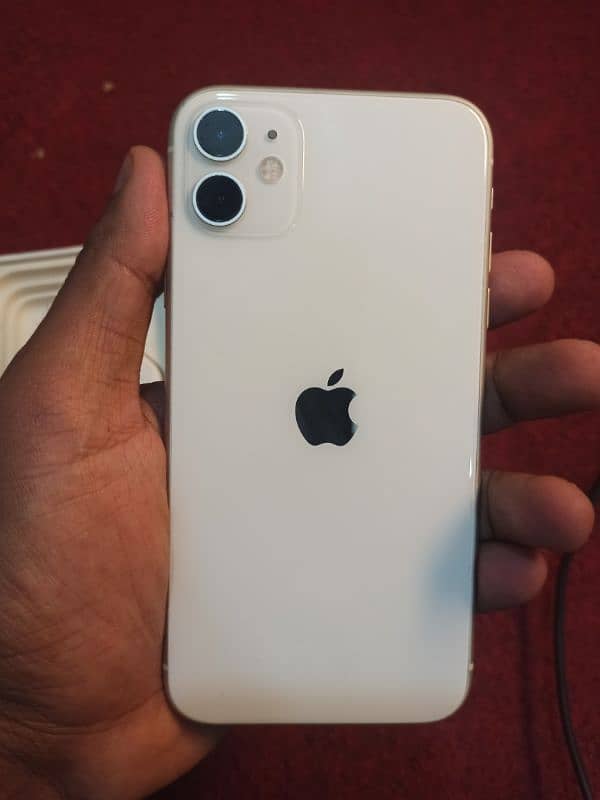 iPhone 11 128 gb 4