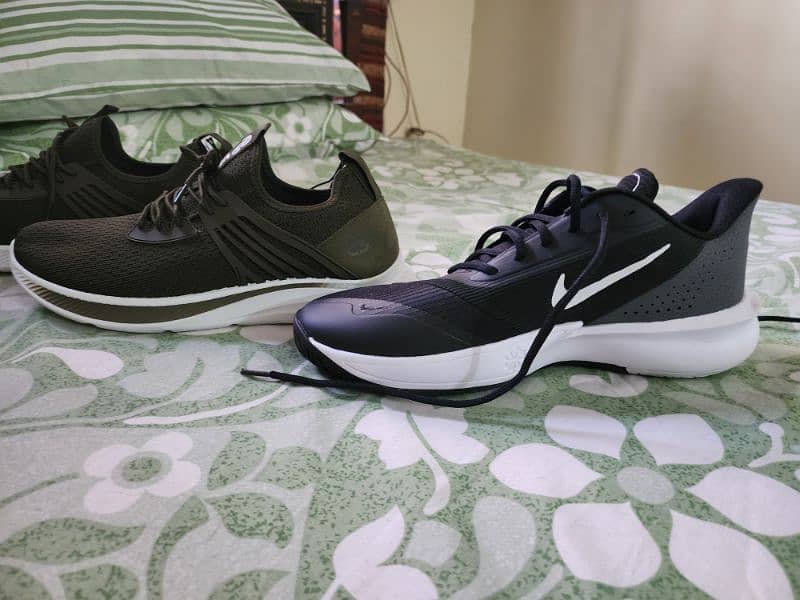 Nike precision 7 (10.5, 9.5) new 2