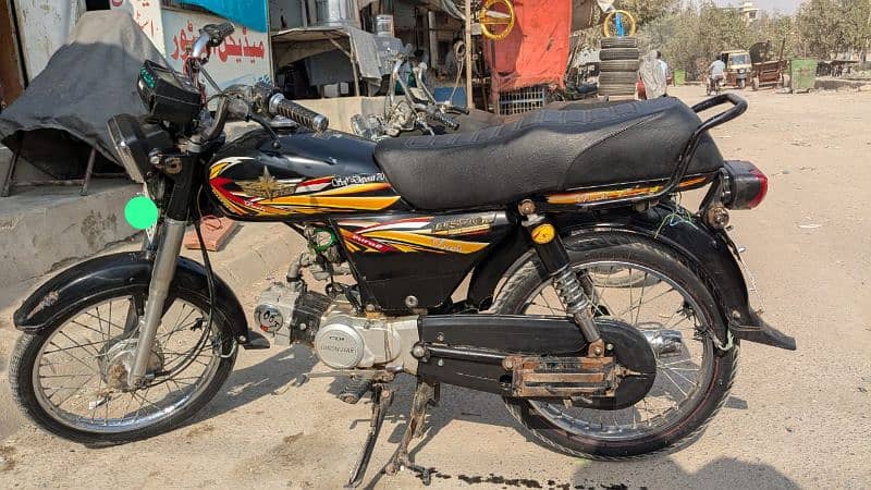 first owner bike hai urgent sale Karni ha 3