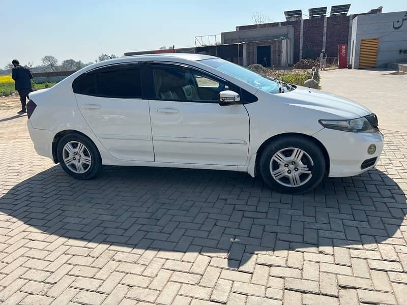 Honda City IVTEC 2018 4