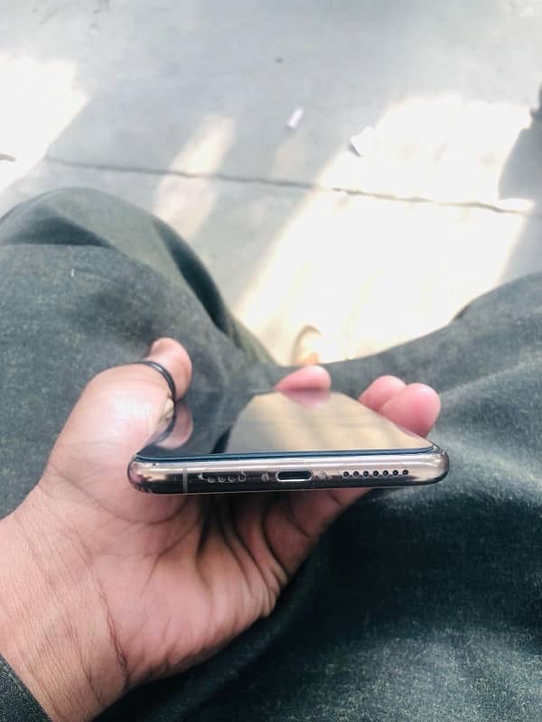 iphone 11 pro Max 64GB 2