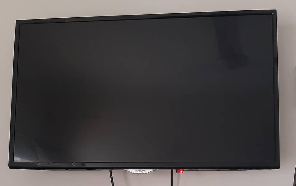 Used Sony 32-inch LED TV – Perfect for Your Home! 2