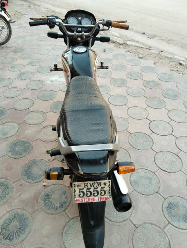 Honda 125Dream Register Khanewal Golden no 5555 10