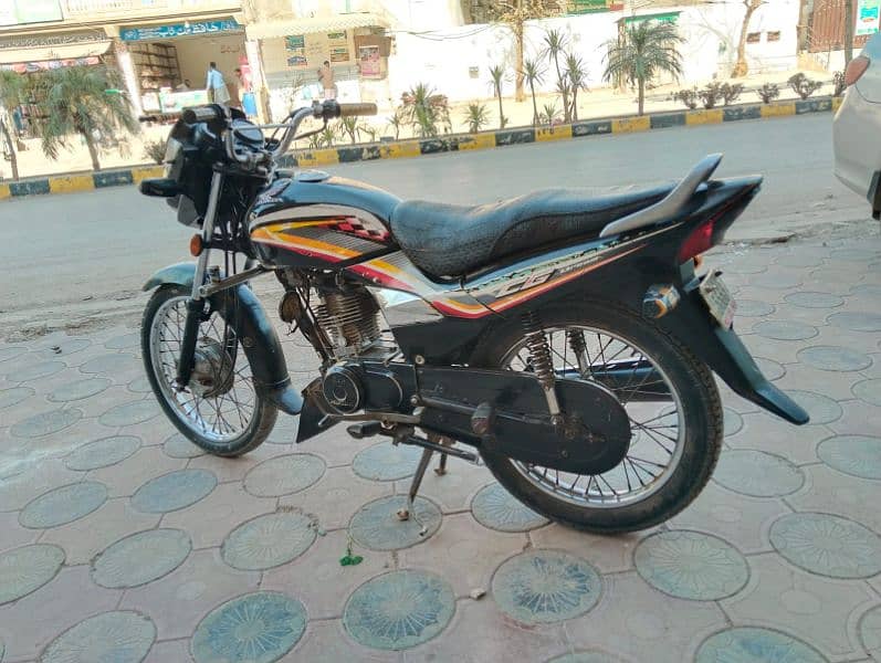 Honda 125Dream Register Khanewal Golden no 5555 13