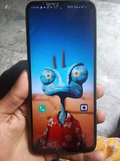 Infinix hot 12 finger fail Panel Broken 10/7 condition with box