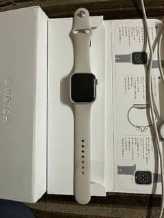 Apple Watch Series 9 (41mm M/L GPS) – 100% Battery UK Imported