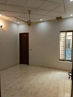 New 5. Marla Double Storey House For Rent Real Pix Near Shouktkhnm UCP