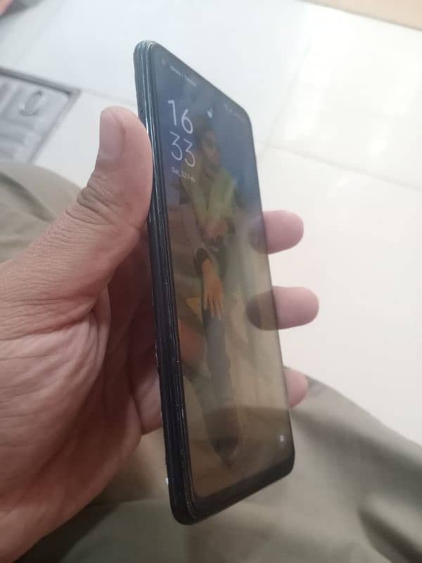 oppo g19 6+5gb. 128gb good condition P. T. A approve ha 3