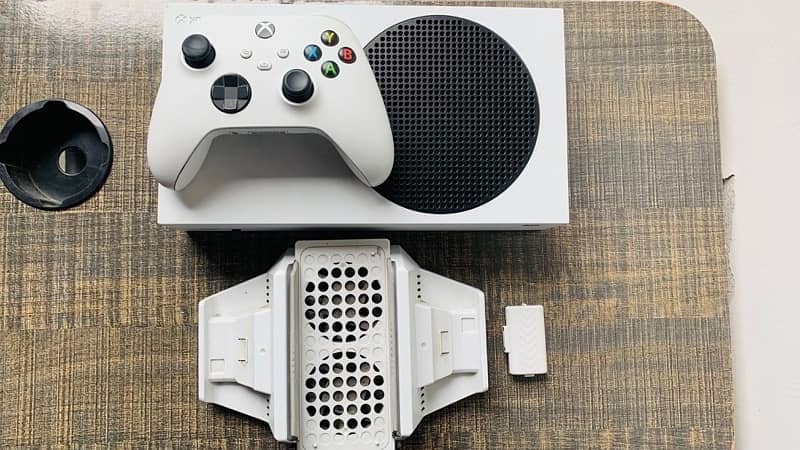 Xbox Series S [500GB) fully latest 3