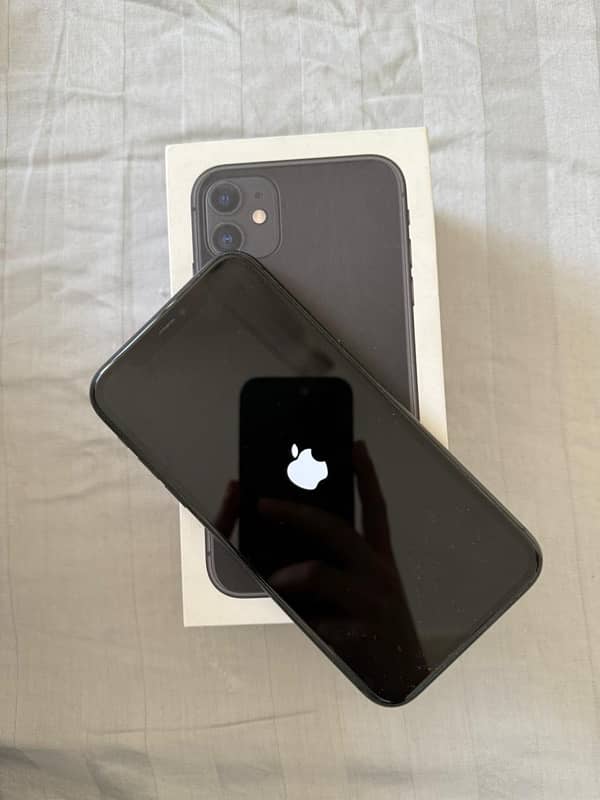 iphone 11 64gb with complete box mint configuration 0