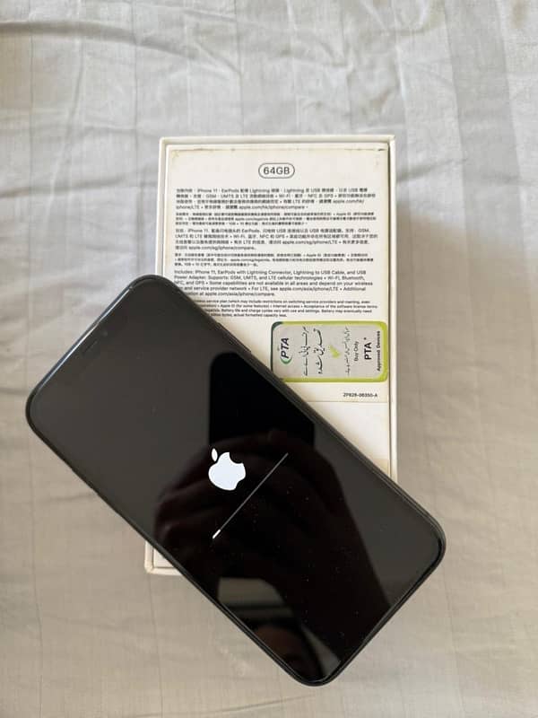 iphone 11 64gb with complete box mint configuration 1