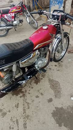 Honda 125 SE