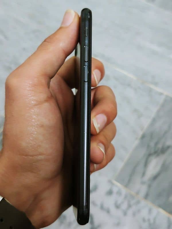 iPhone 7 (Exchange Possible) 4