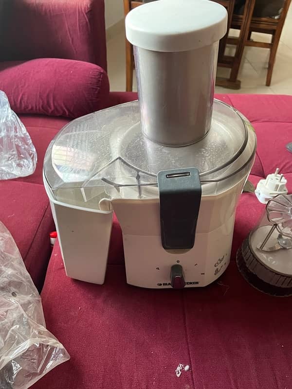 BLACK & DECKER 500W juicer blender with grinder and mincer 1