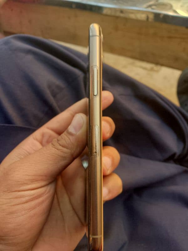 iPhone 11 Pro Gold 256 GB 6