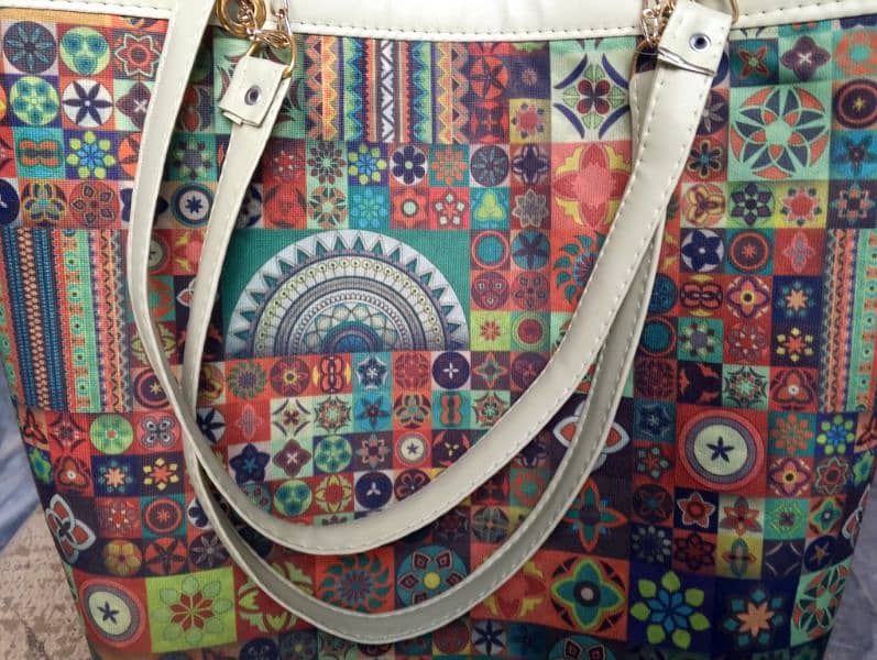 Handbag for College and university student 0