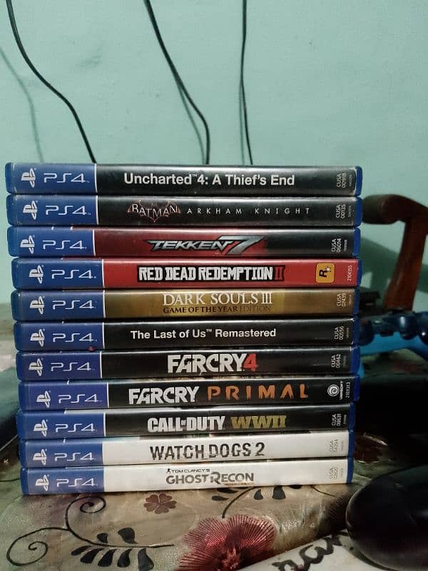 PS4 slim with free 10 games 3