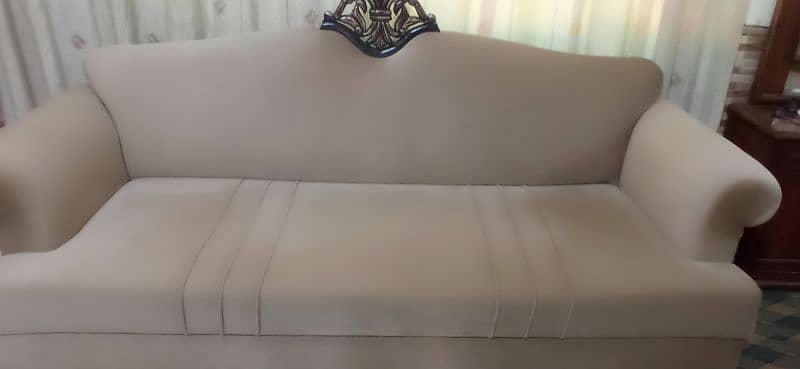 5 seater sofa set for sale ( Excellent condition) 0