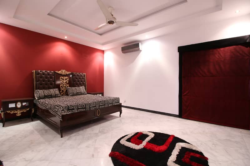 22 MARLA Corner Full Basement 70 FEET ROAD Designer Beautiful House Available For Sale In DHA 27