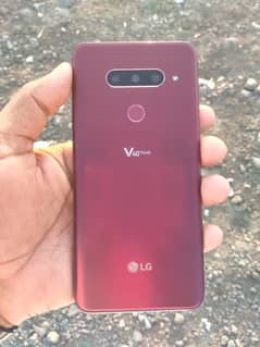 LG v 40 thing non pta 6 GB 128 GB with charger