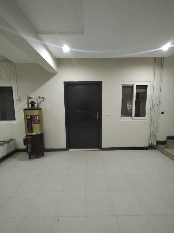 Three bed apartment available for rent in yellow line capital residencia E-11 Islamabad 4