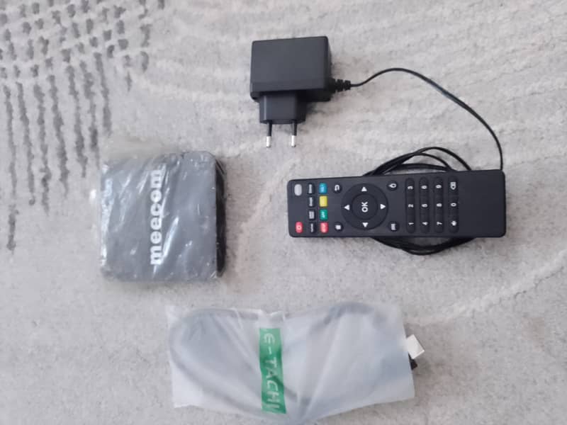 TV Android 10.0 Box (8/128gb) 0