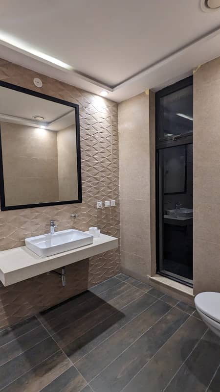 2 Bed Luxury Apartment For Sale In Gulberg 3