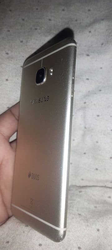 Samsung galaxy C5 1