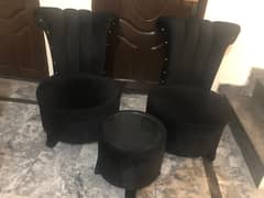 Velvet wooden chairs with 1 center table totally like new