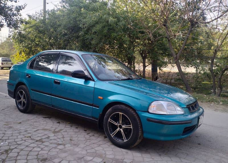 Honda Civic Prosmetic 1998(Automatic)in OriginaL Condition. cultus. alto 3