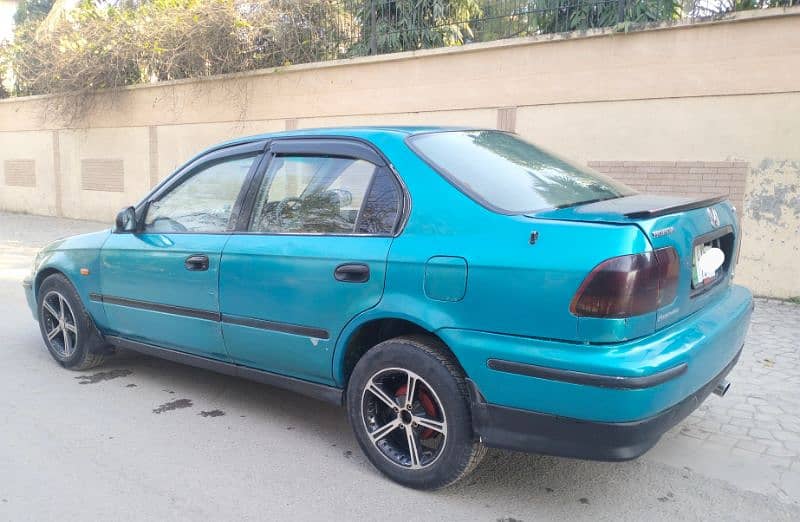 Honda Civic Prosmetic 1998(Automatic)in OriginaL Condition. cultus. alto 6