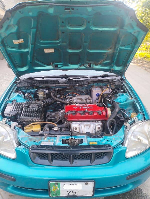 Honda Civic Prosmetic 1998(Automatic)in OriginaL Condition. cultus. alto 11