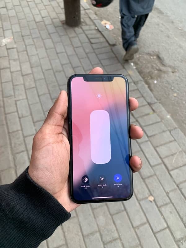 iPhone 11pro Jv 4month sim time 64gb no exchange 5