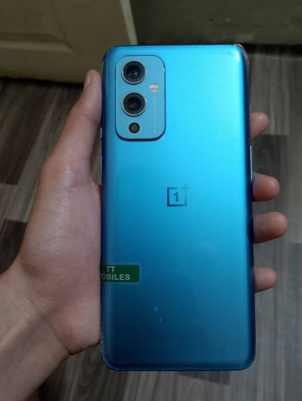 OnePlus 9 0