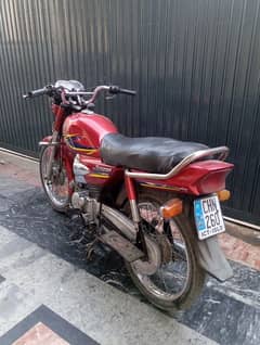 Yamaha Junoon for sale.