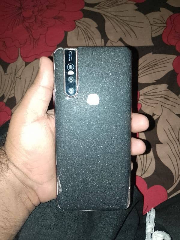 vivo v15 8/256 for sale and exchange 5