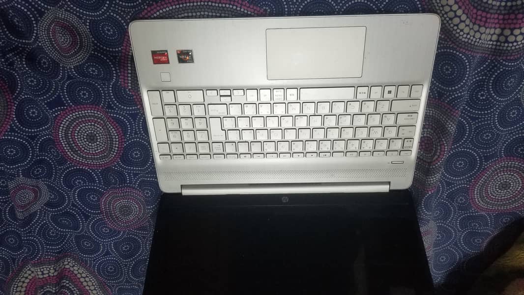 HP ES2062AU Laptop in GREAT Condition! Perfect for all types of tasks 2