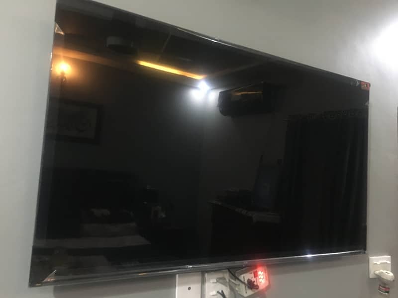 Tcl 55"led smart tv 0